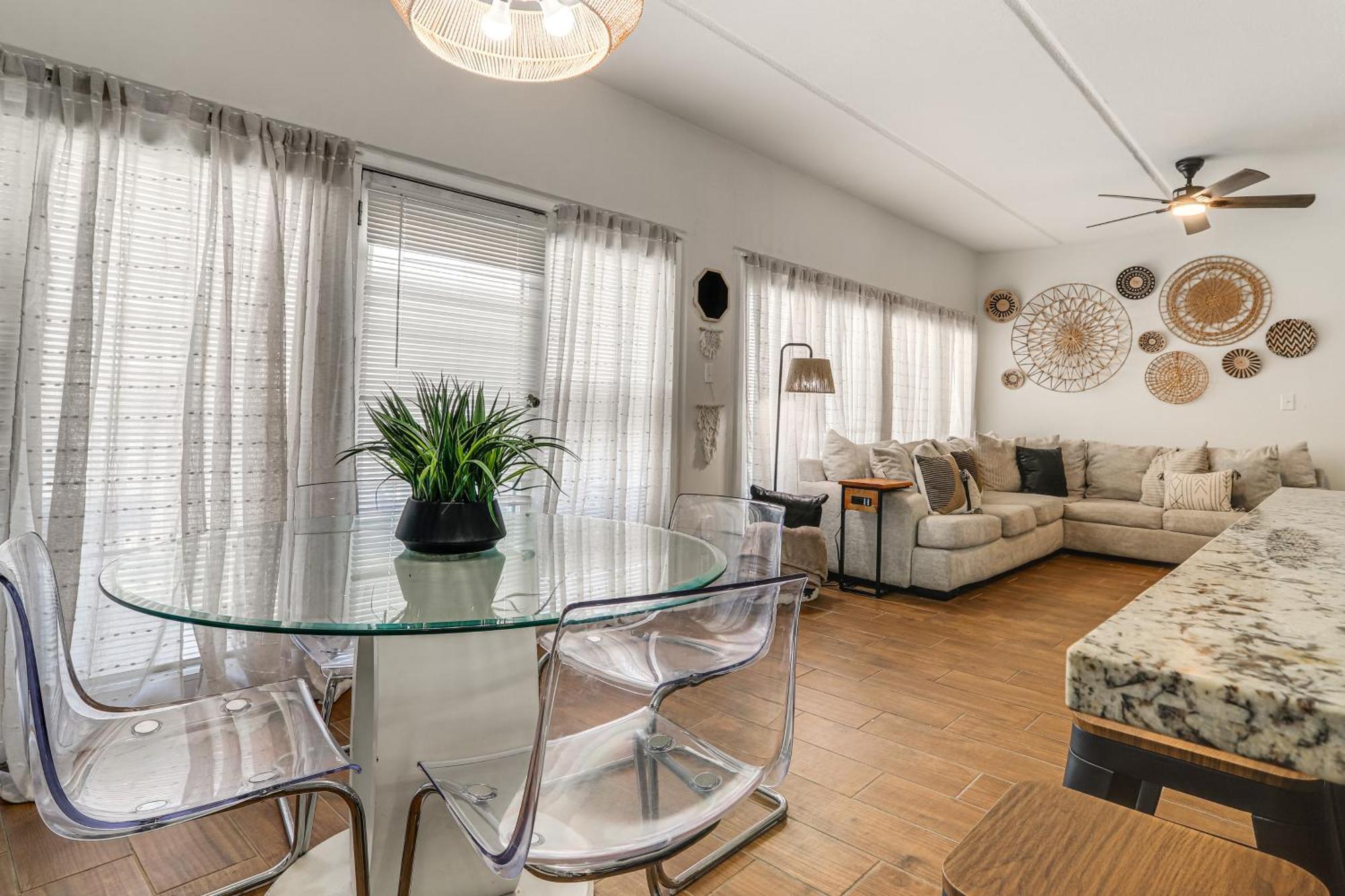 Luxe South Padre Condo With Pool - Walk To Beach! South Padre Island Exteriör bild