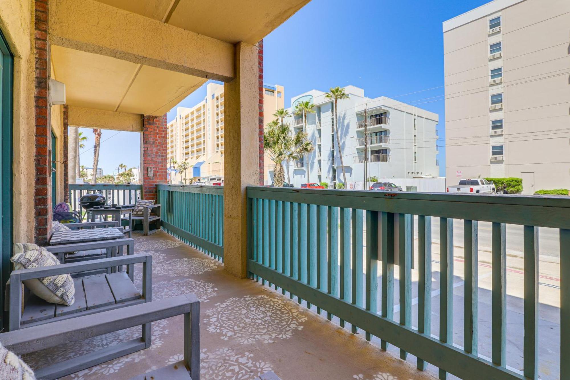Luxe South Padre Condo With Pool - Walk To Beach! South Padre Island Exteriör bild
