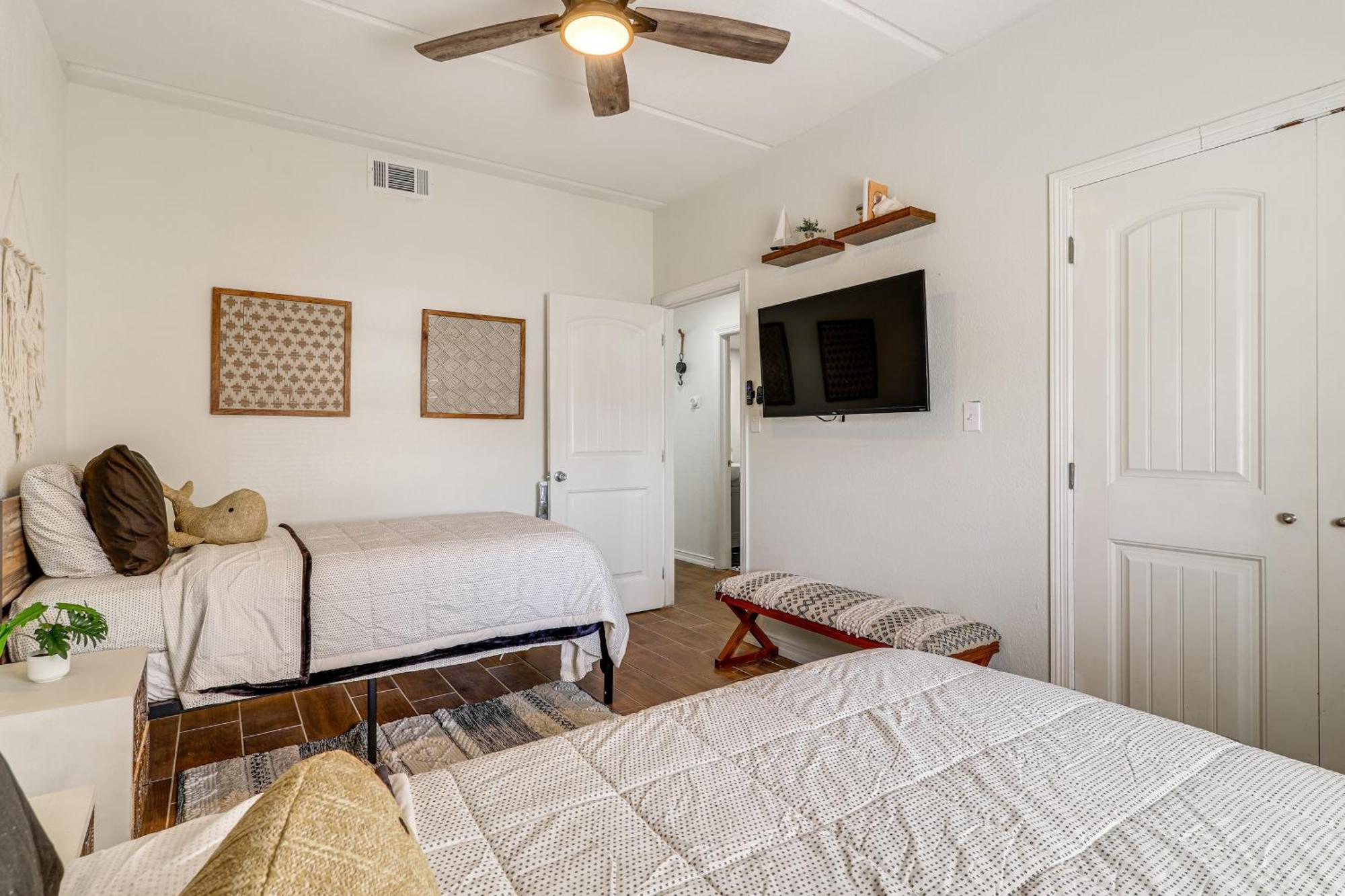 Luxe South Padre Condo With Pool - Walk To Beach! South Padre Island Exteriör bild
