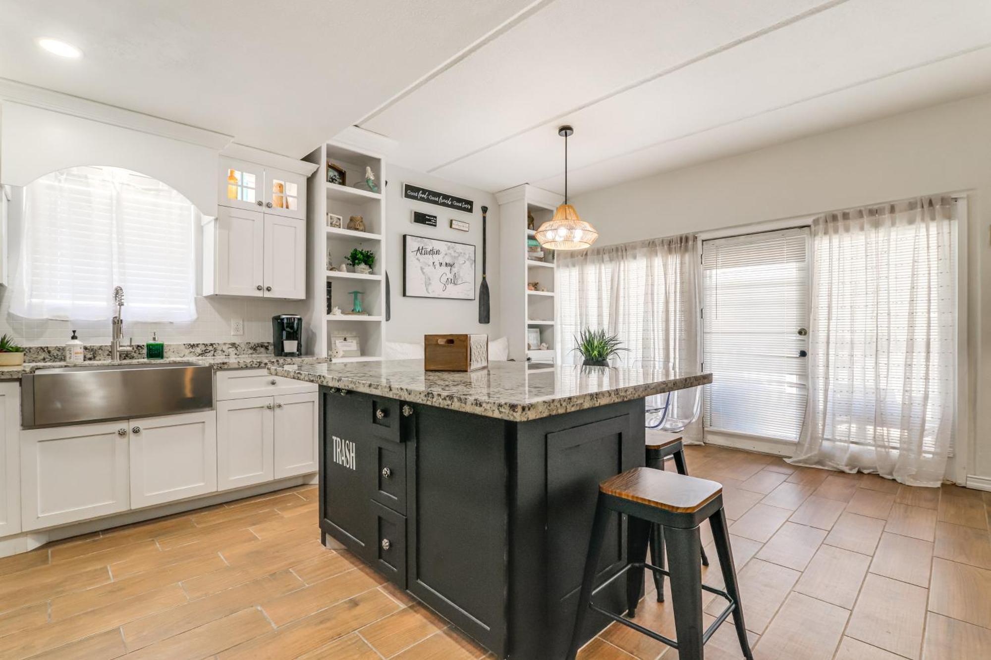 Luxe South Padre Condo With Pool - Walk To Beach! South Padre Island Exteriör bild