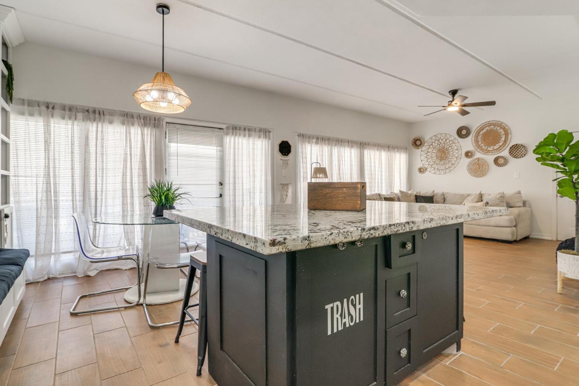 Luxe South Padre Condo With Pool - Walk To Beach! South Padre Island Exteriör bild